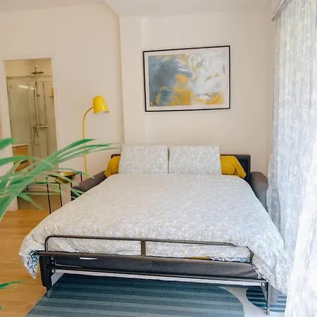 Apartment Avec Jardin *